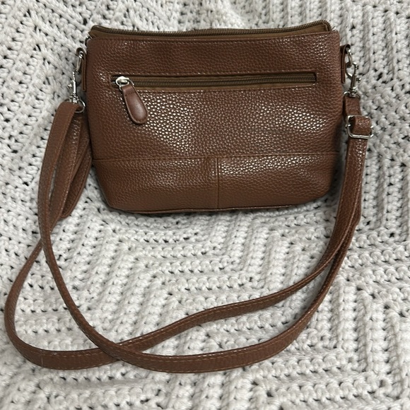 Stone Mountain Bonded Leather Pebbled Wristlet or detachable Crossbody Purse - Picture 3 of 9